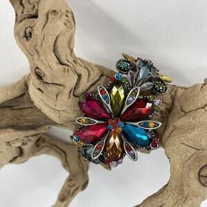 Silver And Rhinestone Floral Bangle. Hinged. Multicolored. Butterfly. Big.